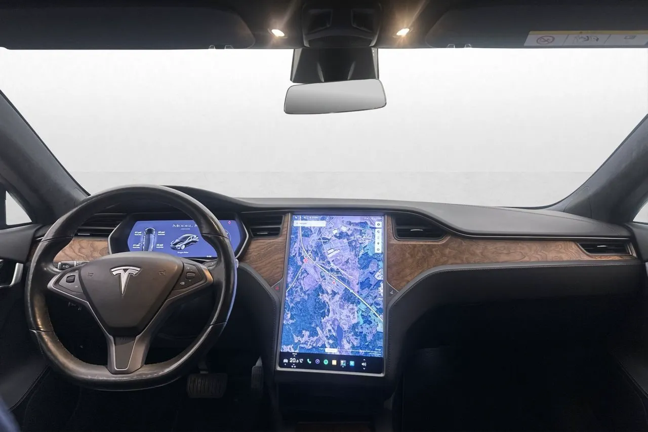 Vehicle image 36