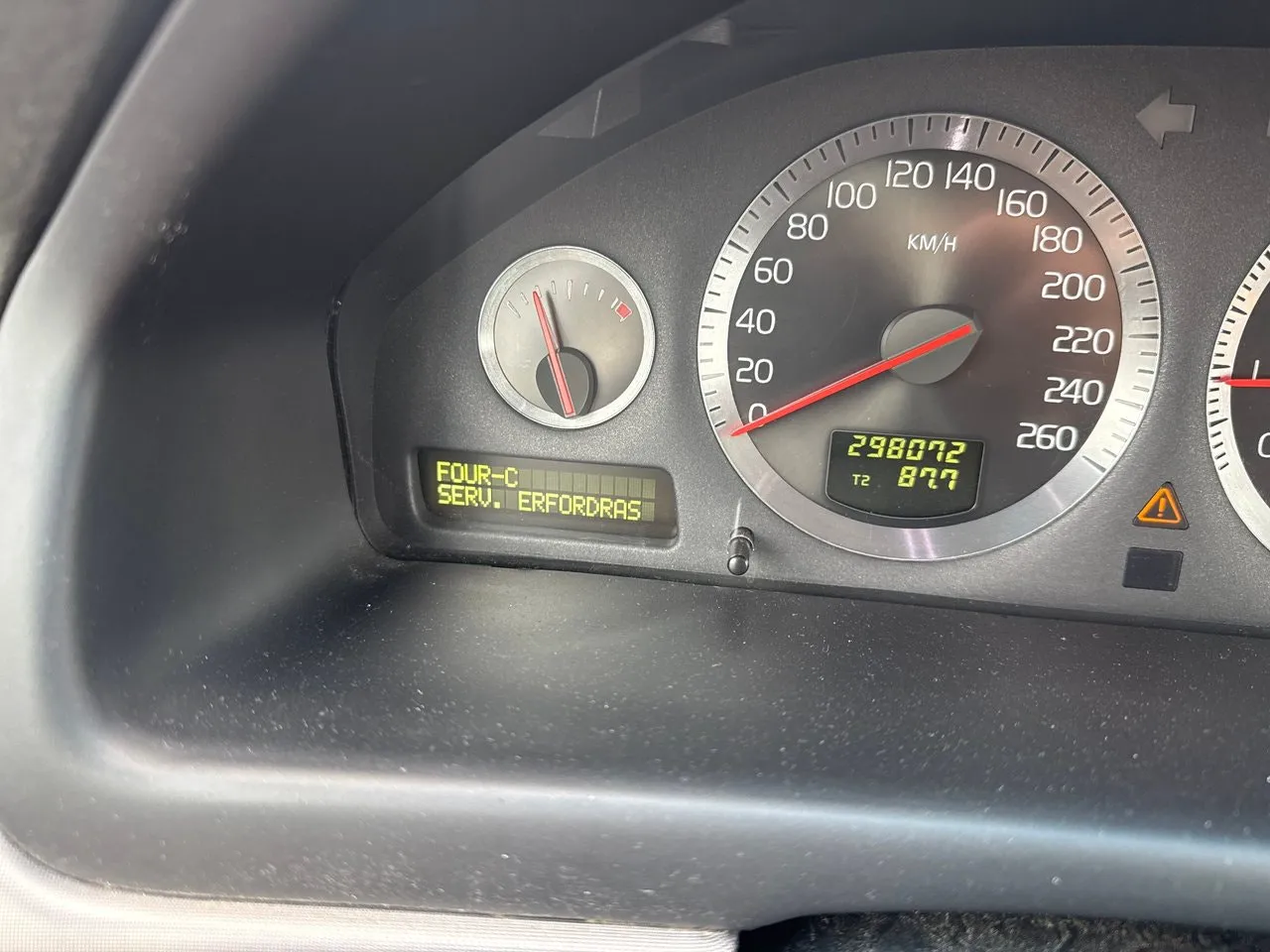 Vehicle image 30