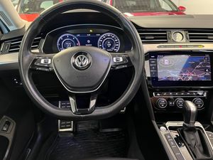 Volkswagen Passat bild 19