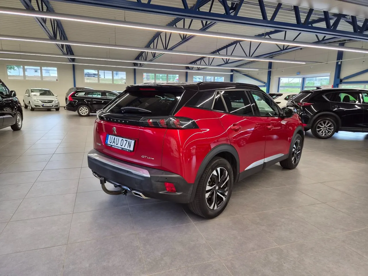 Vehicle image 3
