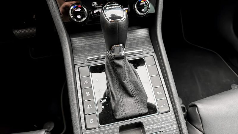 Skoda Superb bild 16