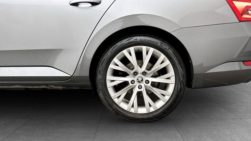 Skoda Superb bild 6