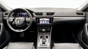 Skoda Superb bild 10