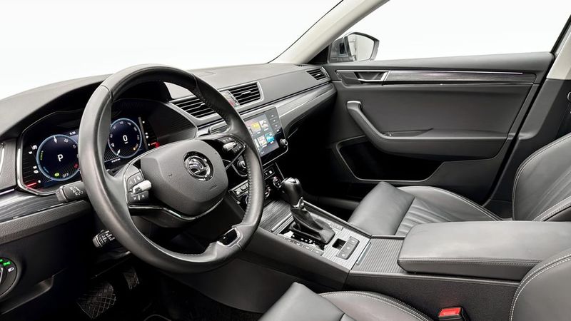Skoda Superb bild 7