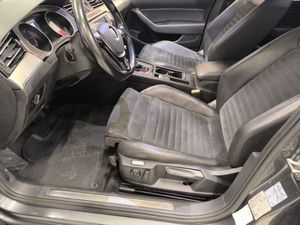 Volkswagen Passat bild 7