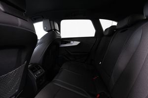 Audi A4 bild 17