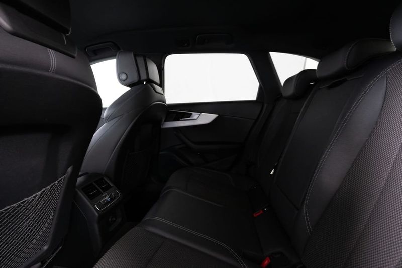 Audi A4 bild 17