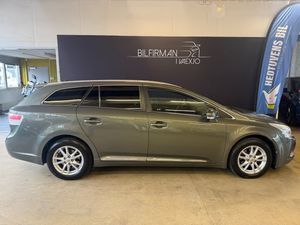Toyota Avensis bild 3