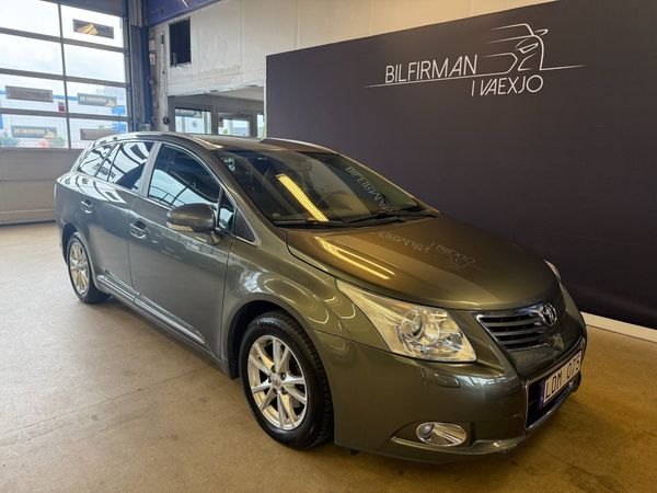 Toyota Avensis 1.8 Business *Nav, Drag, Kamera* - 2010