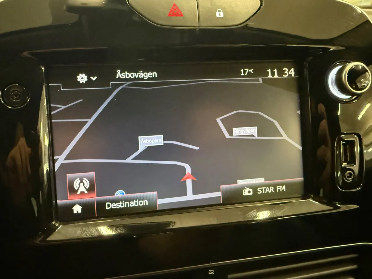 Vehicle image 21