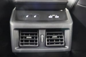 Subaru Solterra bild 24