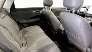 MG S6 EV bild 5