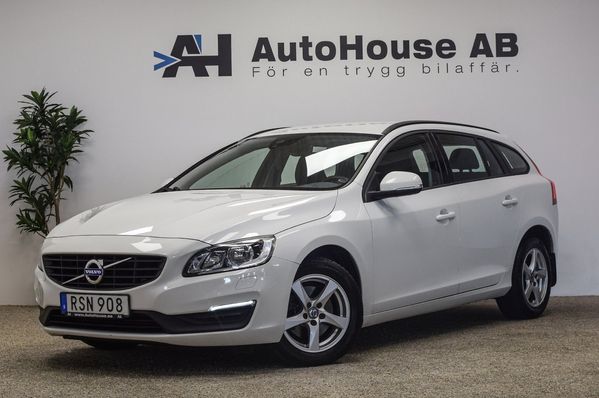 Volvo V60 T3 Kinetic Bränslevärmare P-sensorer Garanti - 2017