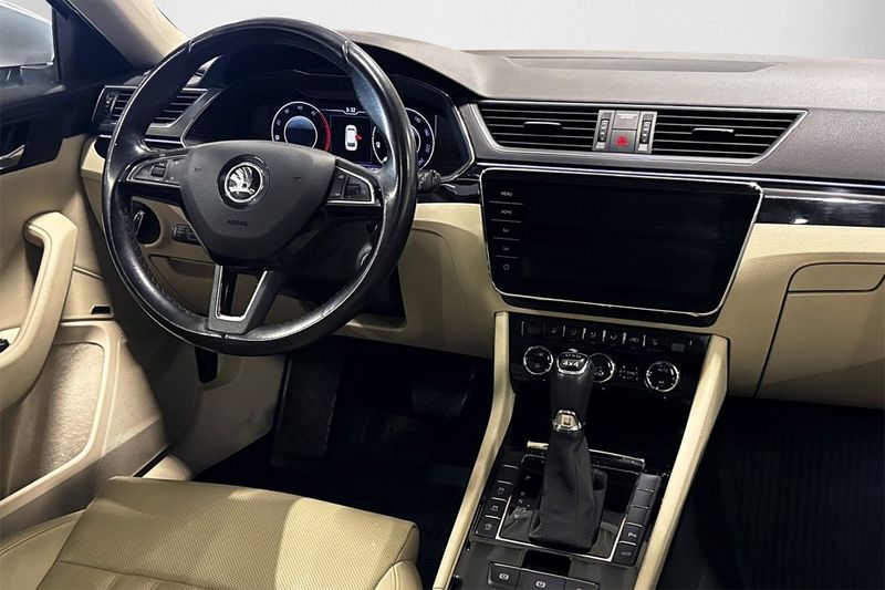 Skoda Superb bild 14