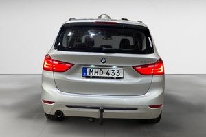 BMW 218 bild 6