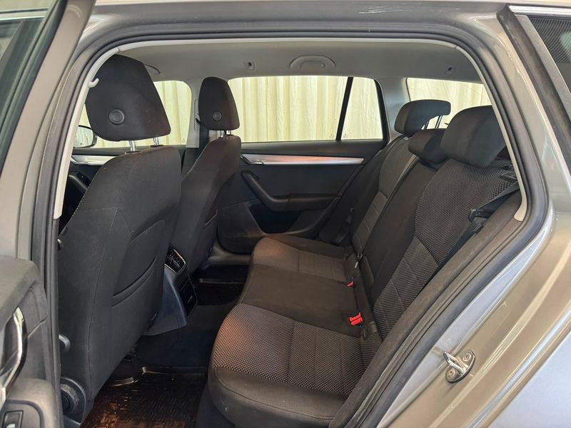 Skoda Octavia bild 23