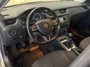 Skoda Octavia bild 7
