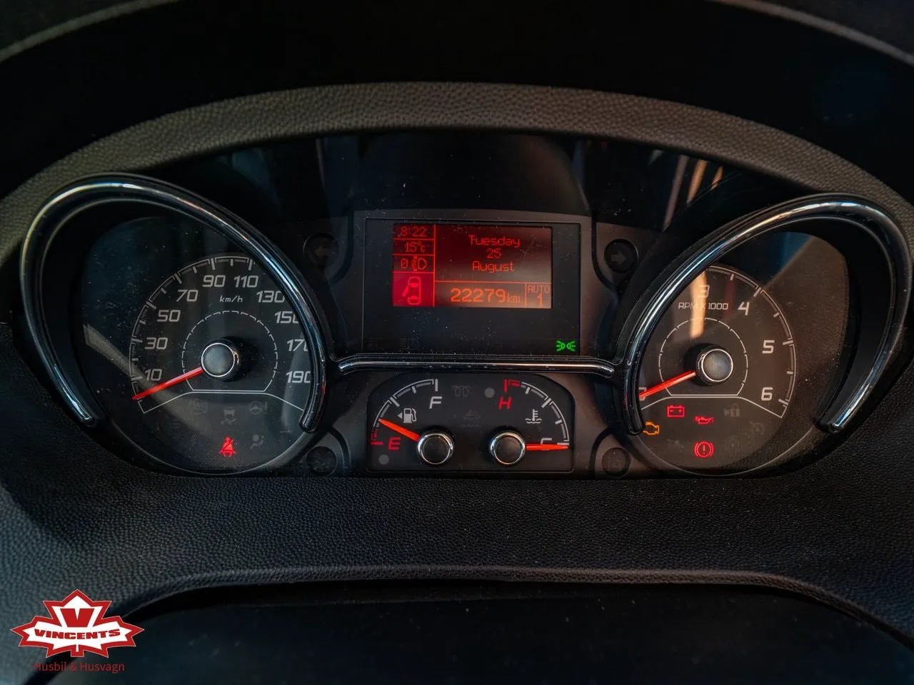 Vehicle image 15