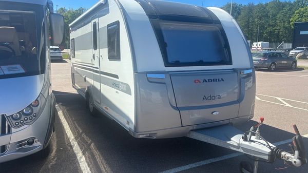 Adria Adora 522 UP *Franskbädd *Alde *KOMMANDE - 2016