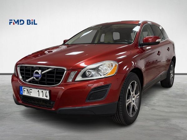 Volvo XC60 D4 AWD 163HK SUMMUM PANORAMA P-SENSOR NAVI DRAG NYSERV - 2013
