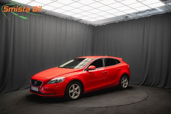 Volvo V40 D4 D-VÄRMARE DRAG P-SENSORER AUDIO-HIGH 190hk - 2015