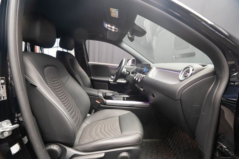 Mercedes GLA250 bild 19