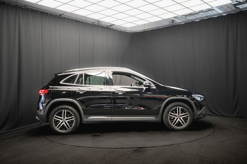 Mercedes GLA250 bild 6