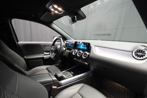 Mercedes GLA250 bild 16