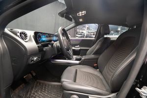 Mercedes GLA250 bild 15