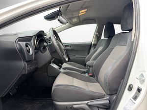Toyota Auris bild 9