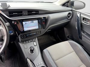 Toyota Auris bild 13