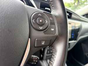 Toyota Auris bild 15