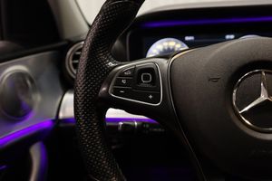 Mercedes E220 bild 12