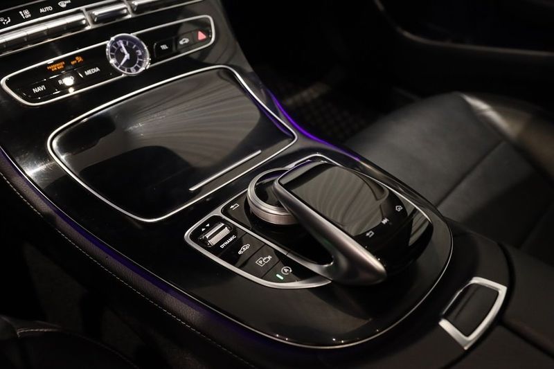 Mercedes E220 bild 19