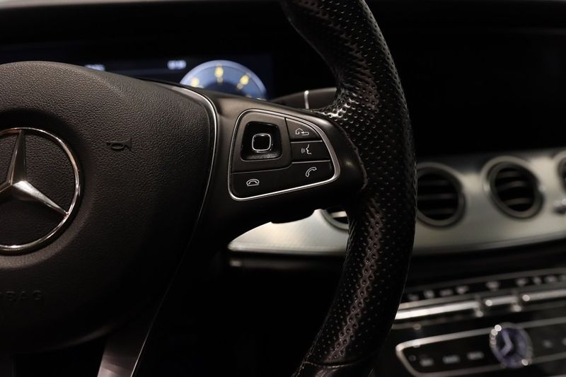 Mercedes E220 bild 13