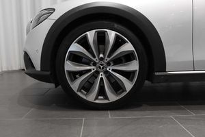 Mercedes E220 bild 7