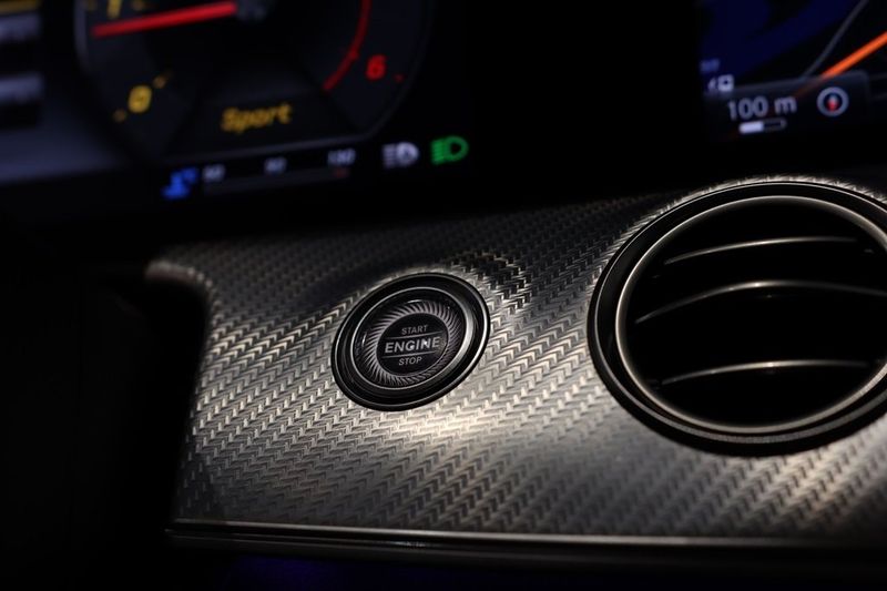 Mercedes E220 bild 20