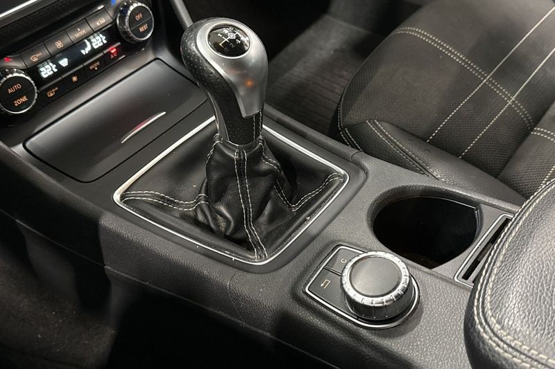 Mercedes A180 bild 16