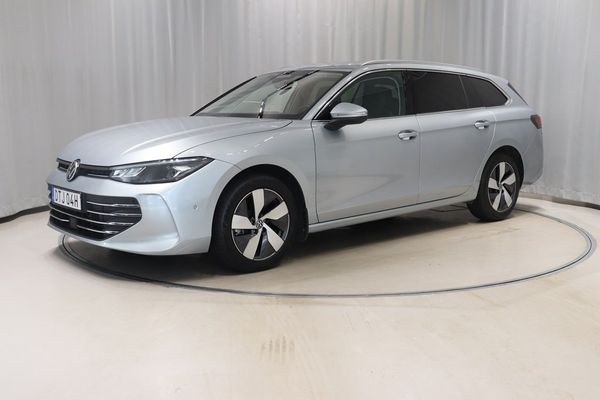 Volkswagen Passat Business 1.5 150hk Aut Värmare Drag Kamera - 2025