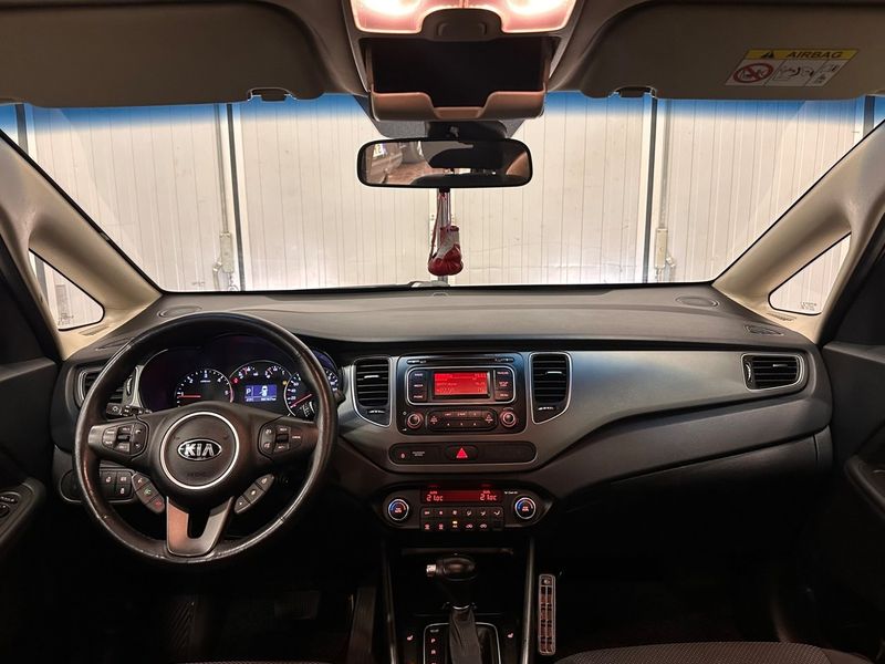 Kia Carens bild 11