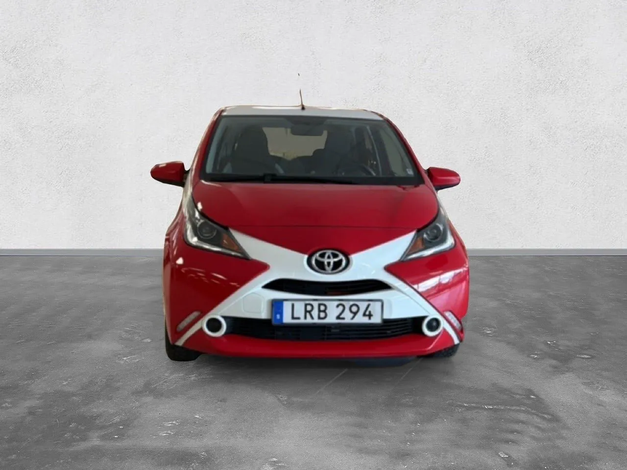 Vehicle image 7