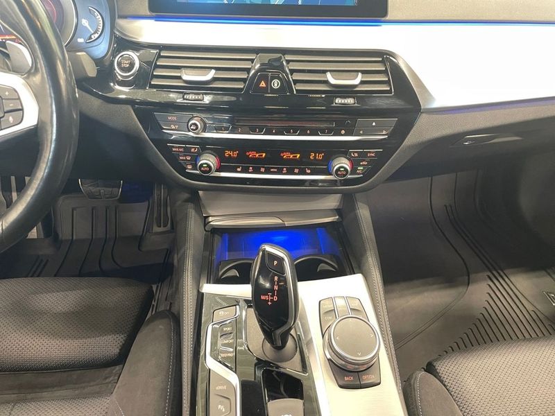 BMW 530 bild 12