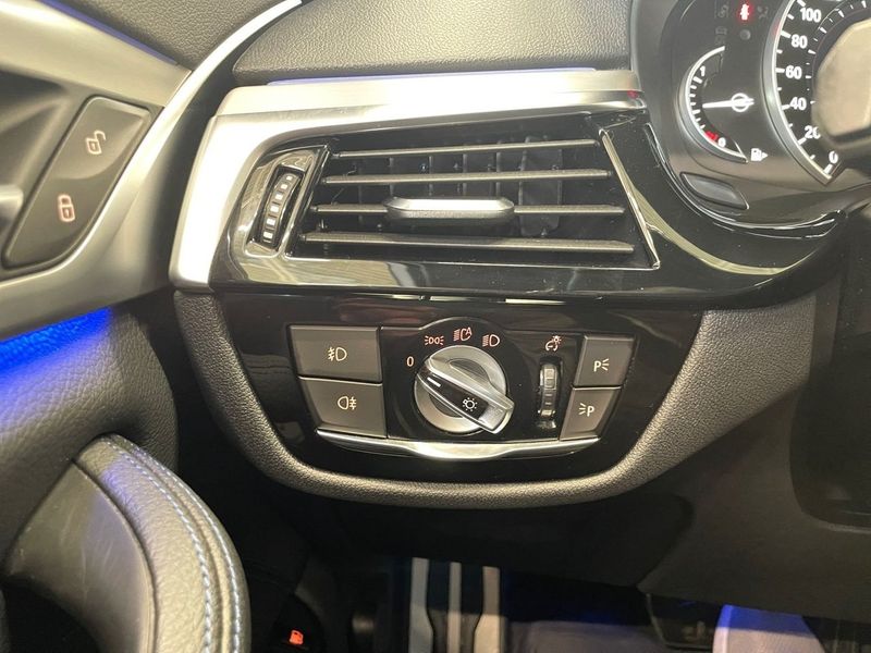BMW 530 bild 25