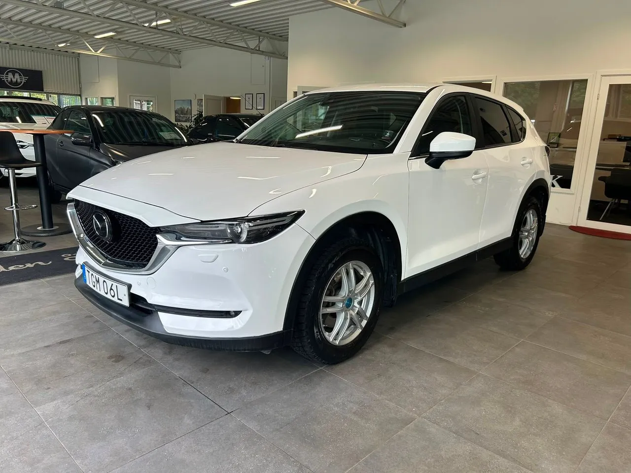 Vehicle image 2