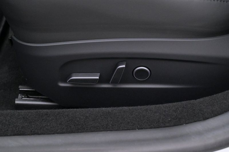 Tesla Model 3 bild 10