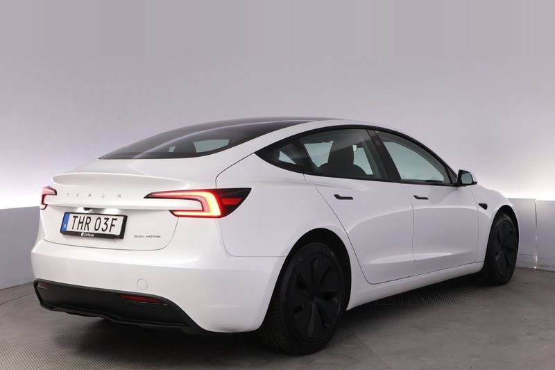 Tesla Model 3 bild 5