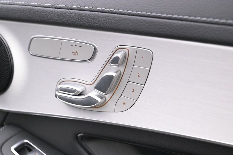 Mercedes GLC300 bild 14