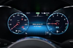 Mercedes GLC300 bild 9