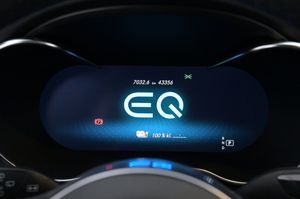 Mercedes GLC300 bild 8