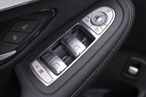 Mercedes GLC300 bild 12